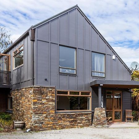 Turangi Trout Lodge Esterno foto