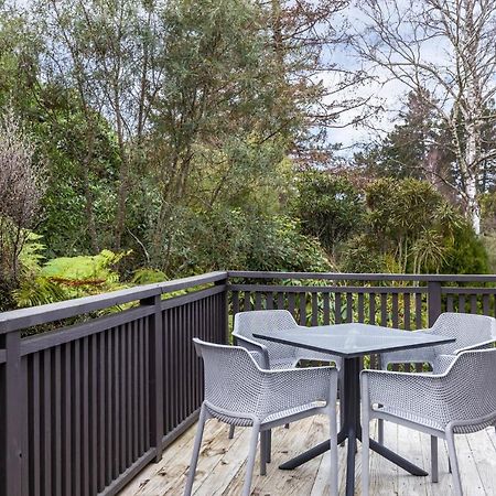 Turangi Trout Lodge Esterno foto