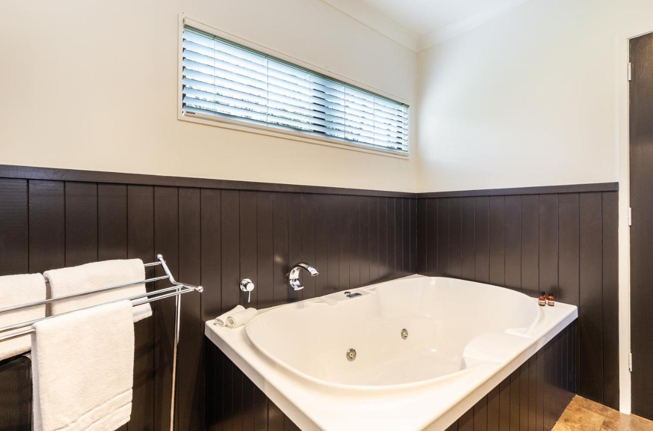 Turangi Trout Lodge Esterno foto