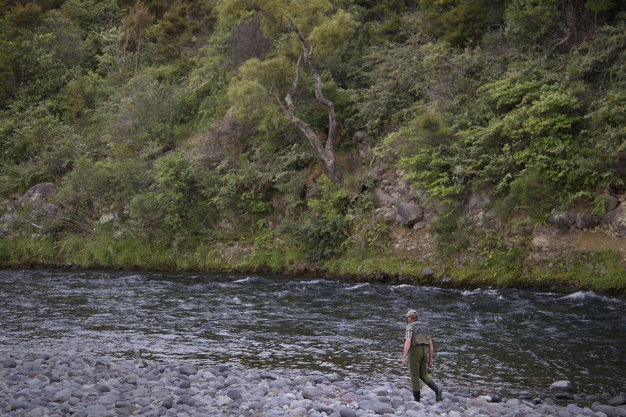 Turangi Trout Lodge Esterno foto